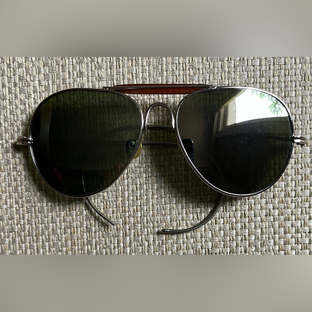Men’s Vintage Aviator Sunglasses Green Lenses Silver Tone Frame